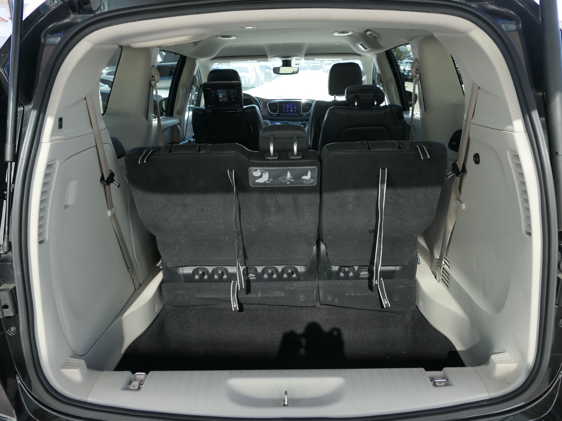 2017 Chrysler Pacifica Touring L Plus