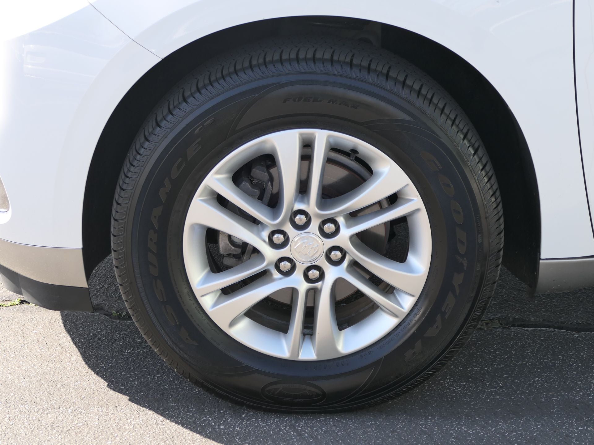 2020 Buick Enclave Essence