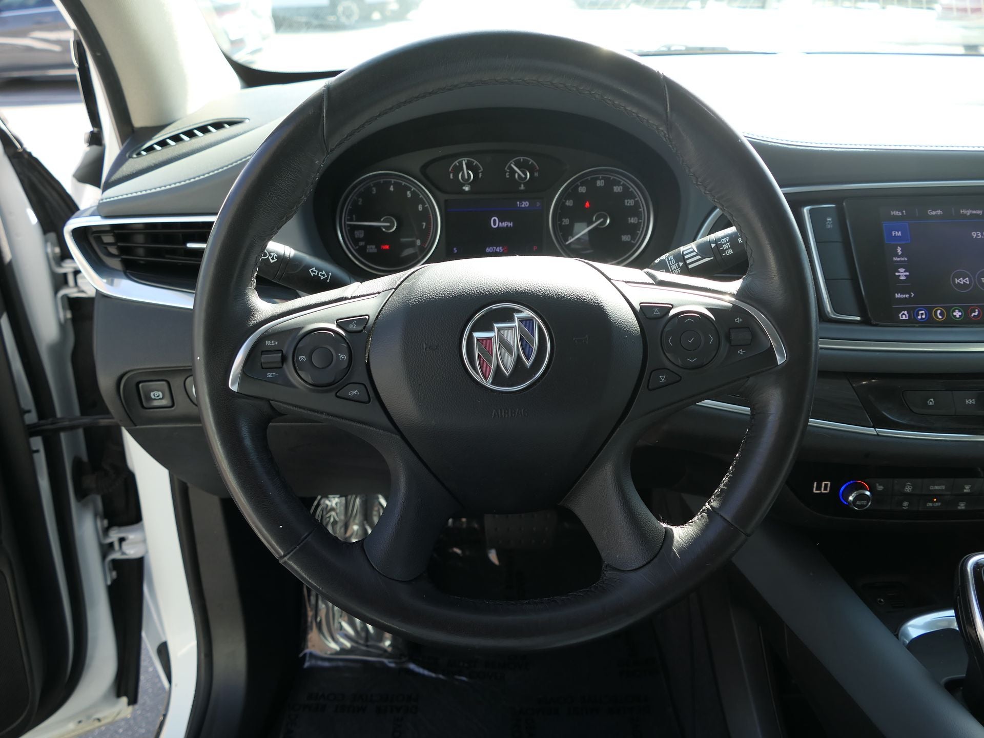 2020 Buick Enclave Essence