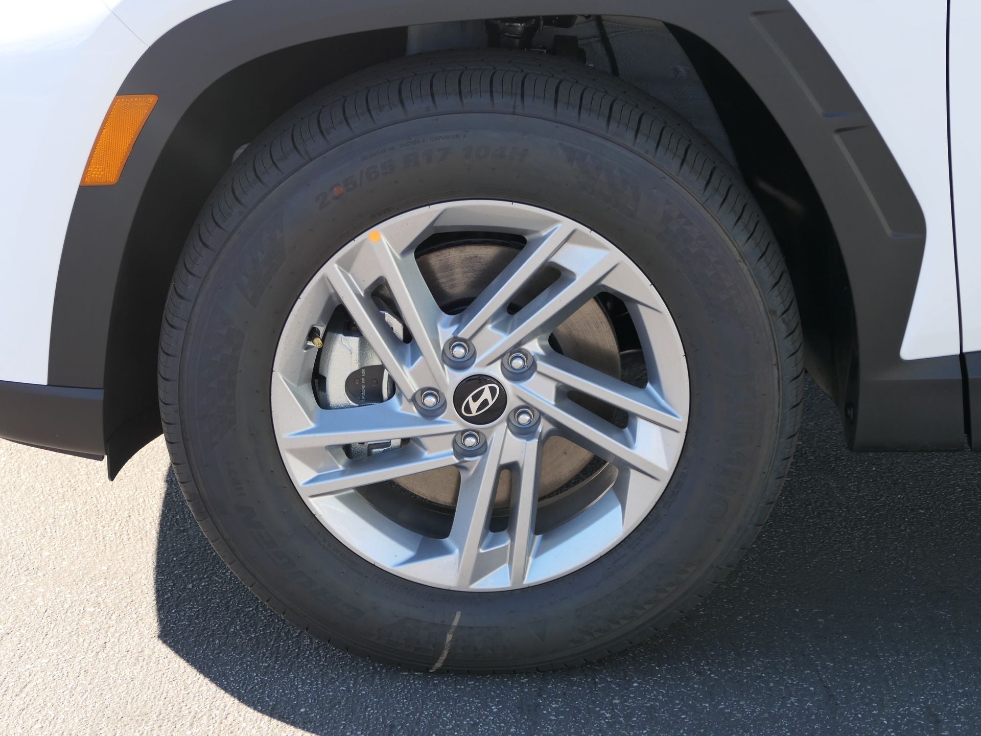 2026 Hyundai TUCSON SE FWD