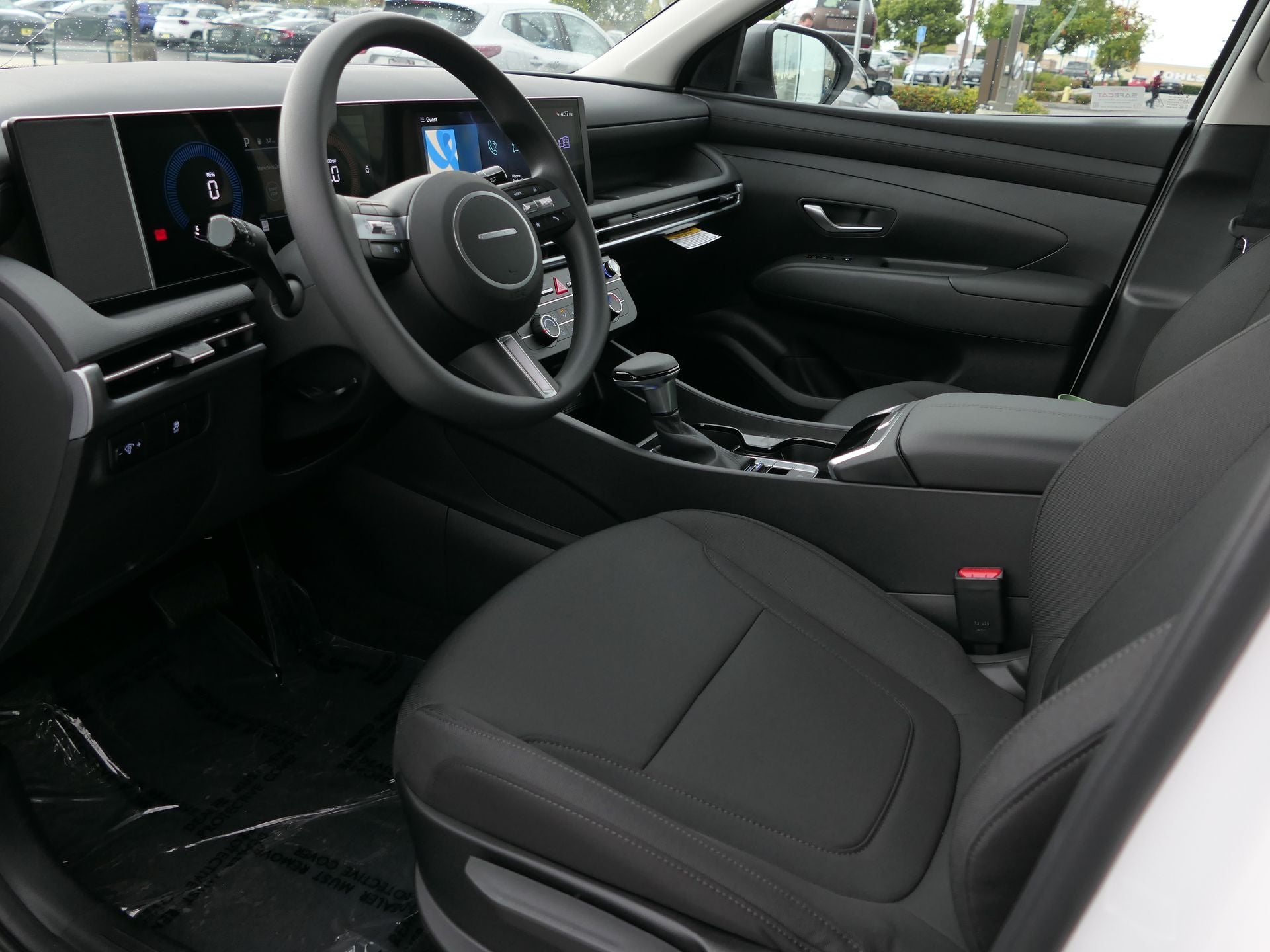 2026 Hyundai TUCSON SE FWD