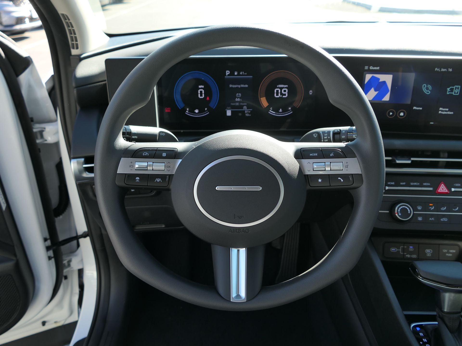 2026 Hyundai TUCSON SE FWD