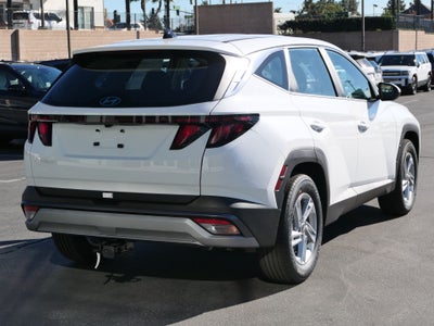 2026 Hyundai TUCSON SE FWD