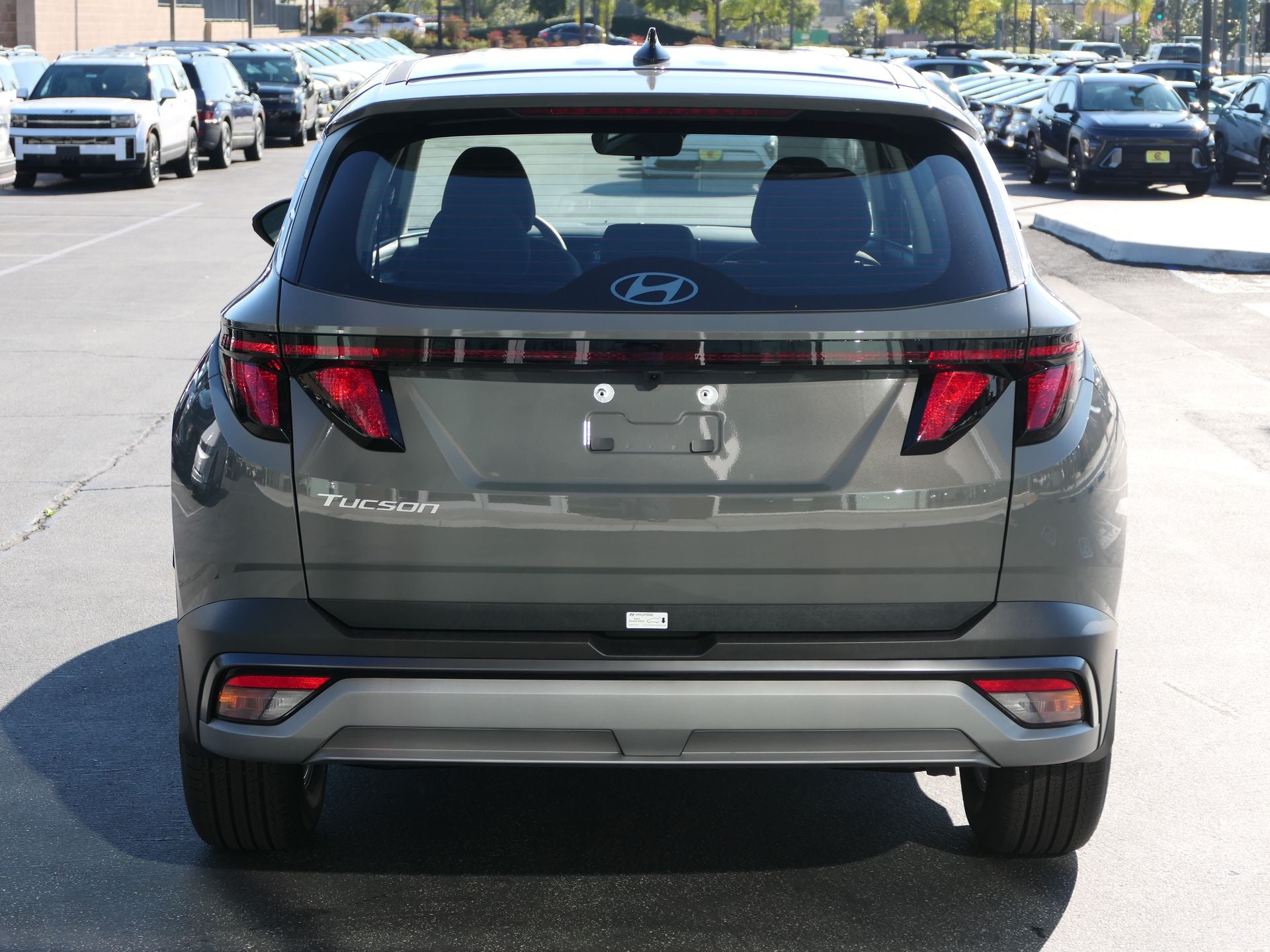 2026 Hyundai TUCSON SE FWD