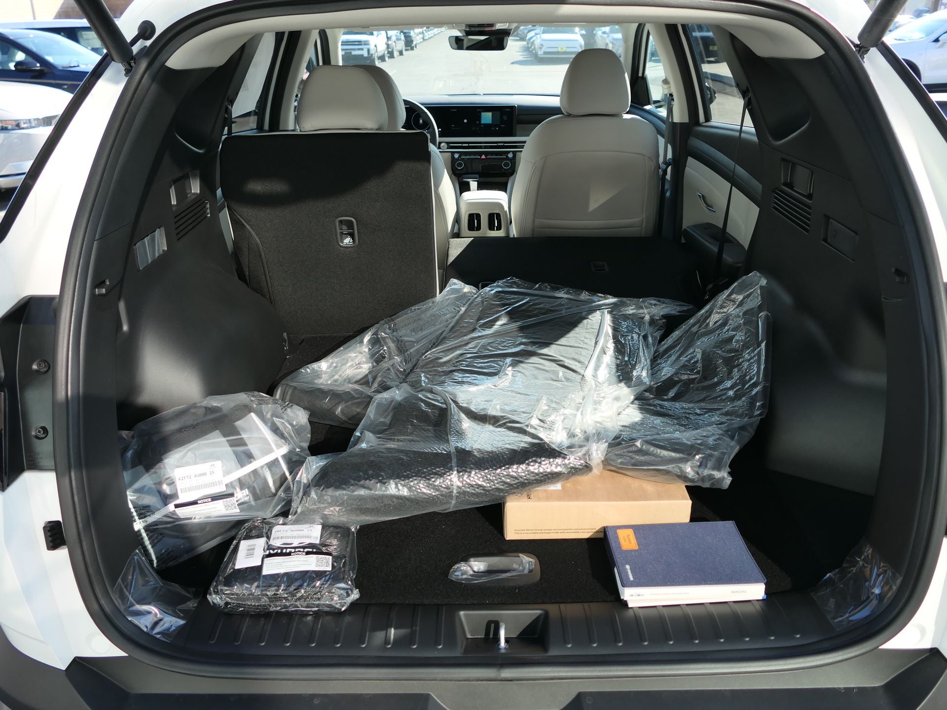 2026 Hyundai TUCSON SEL Premium FWD