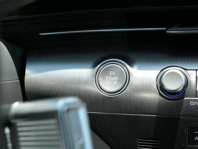 2025 Hyundai KONA ELECTRIC SEL