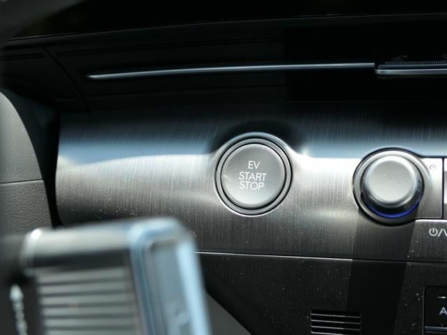 2025 Hyundai KONA ELECTRIC SEL