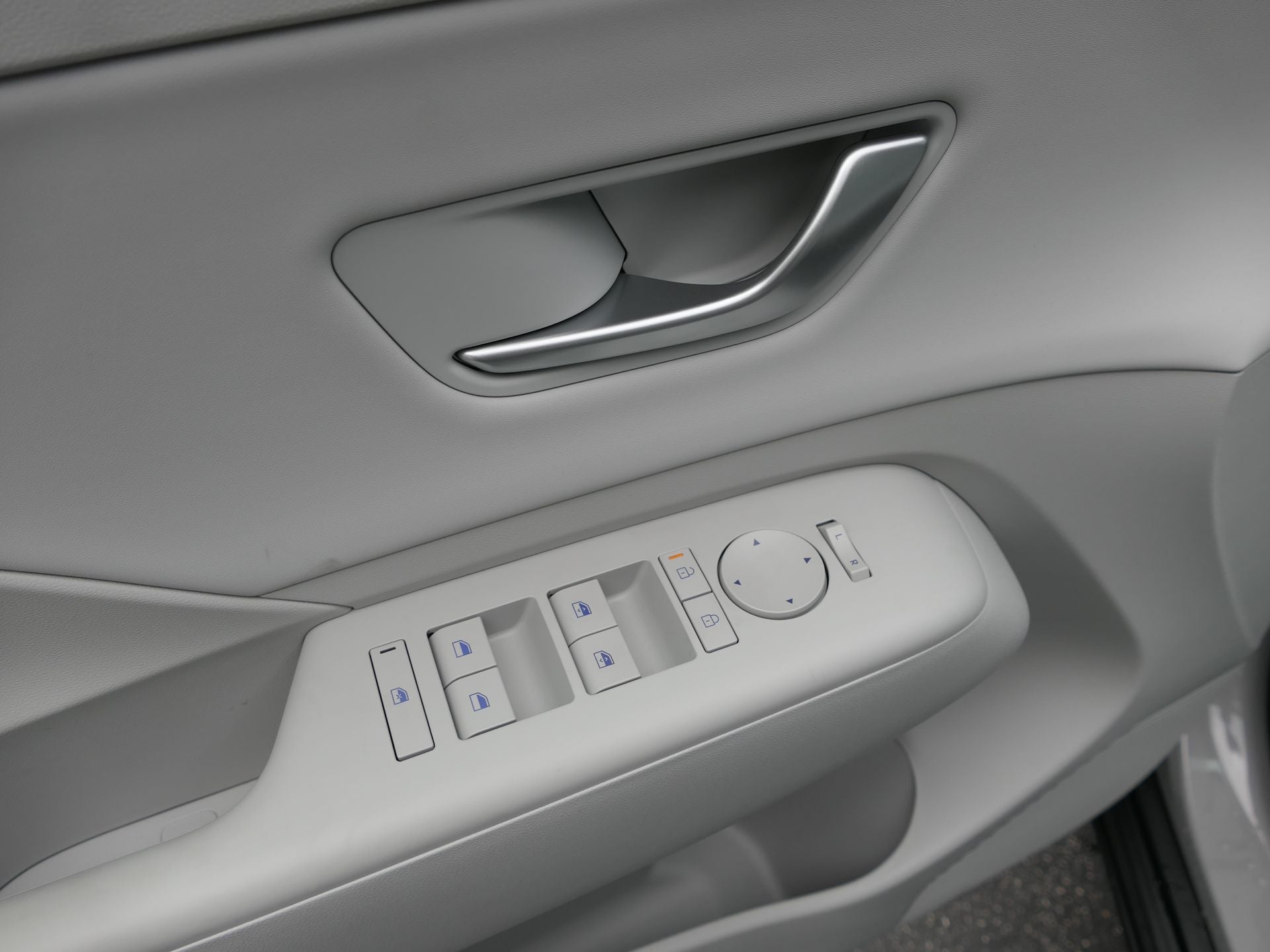 2026 Hyundai KONA SEL Premium FWD