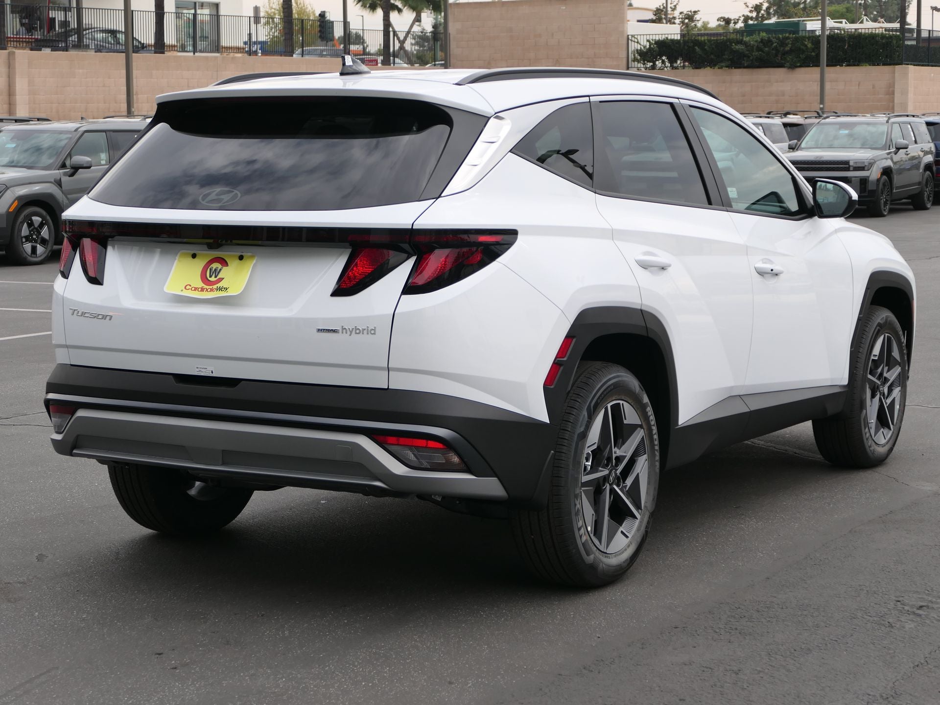 2026 Hyundai TUCSON HYBRID SEL AWD