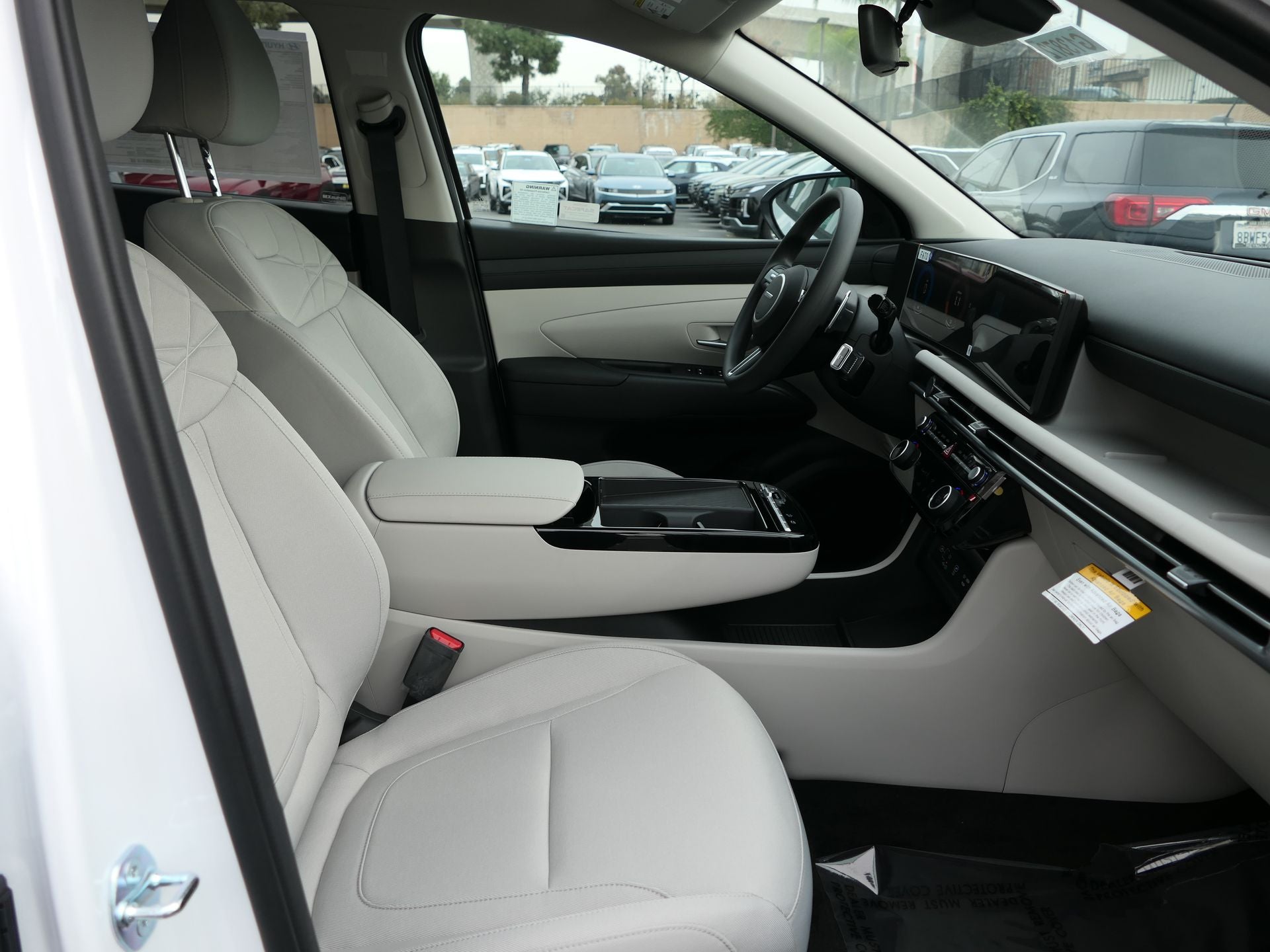 2026 Hyundai TUCSON HYBRID SEL AWD