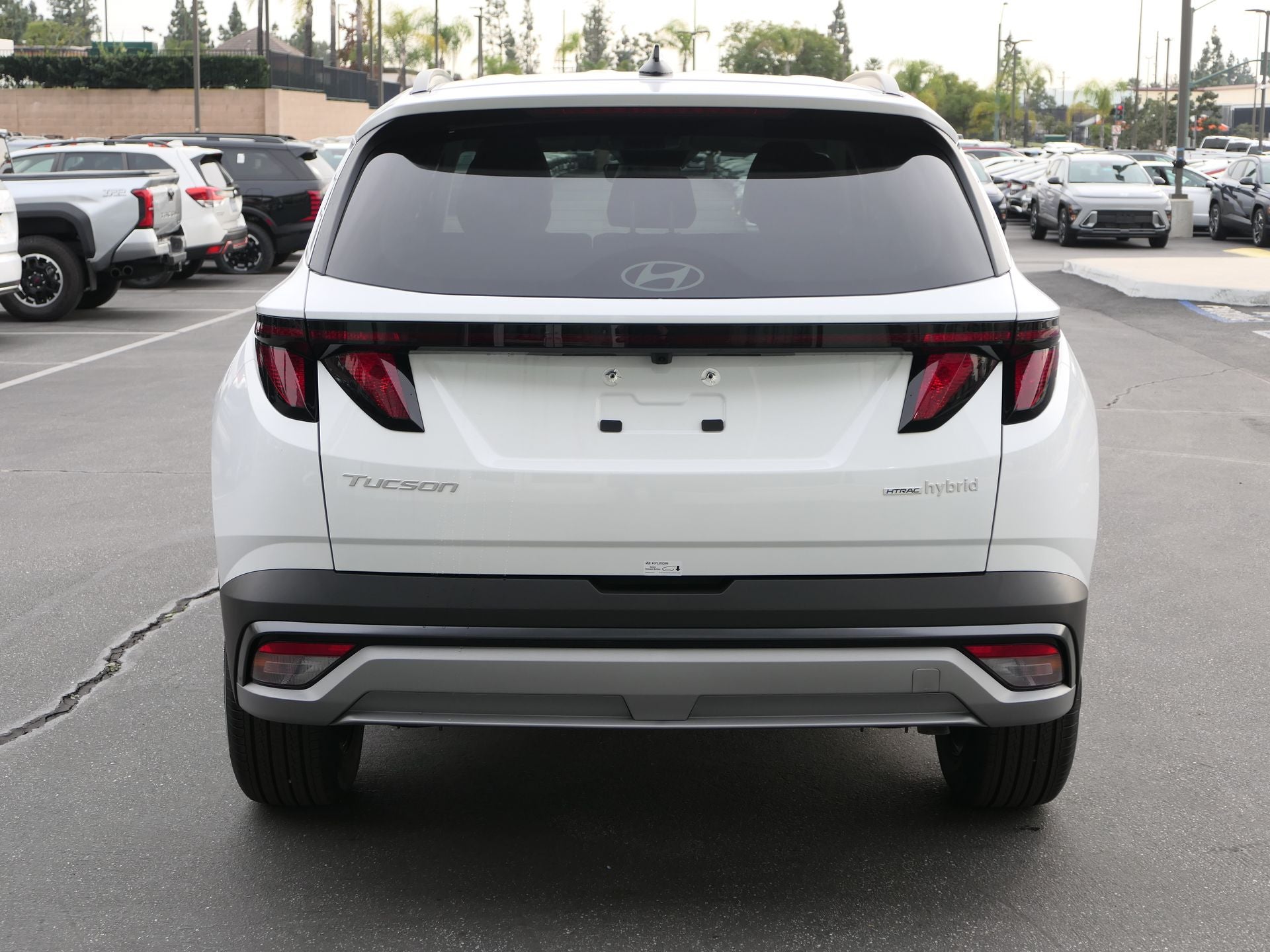 2026 Hyundai TUCSON HYBRID SEL AWD