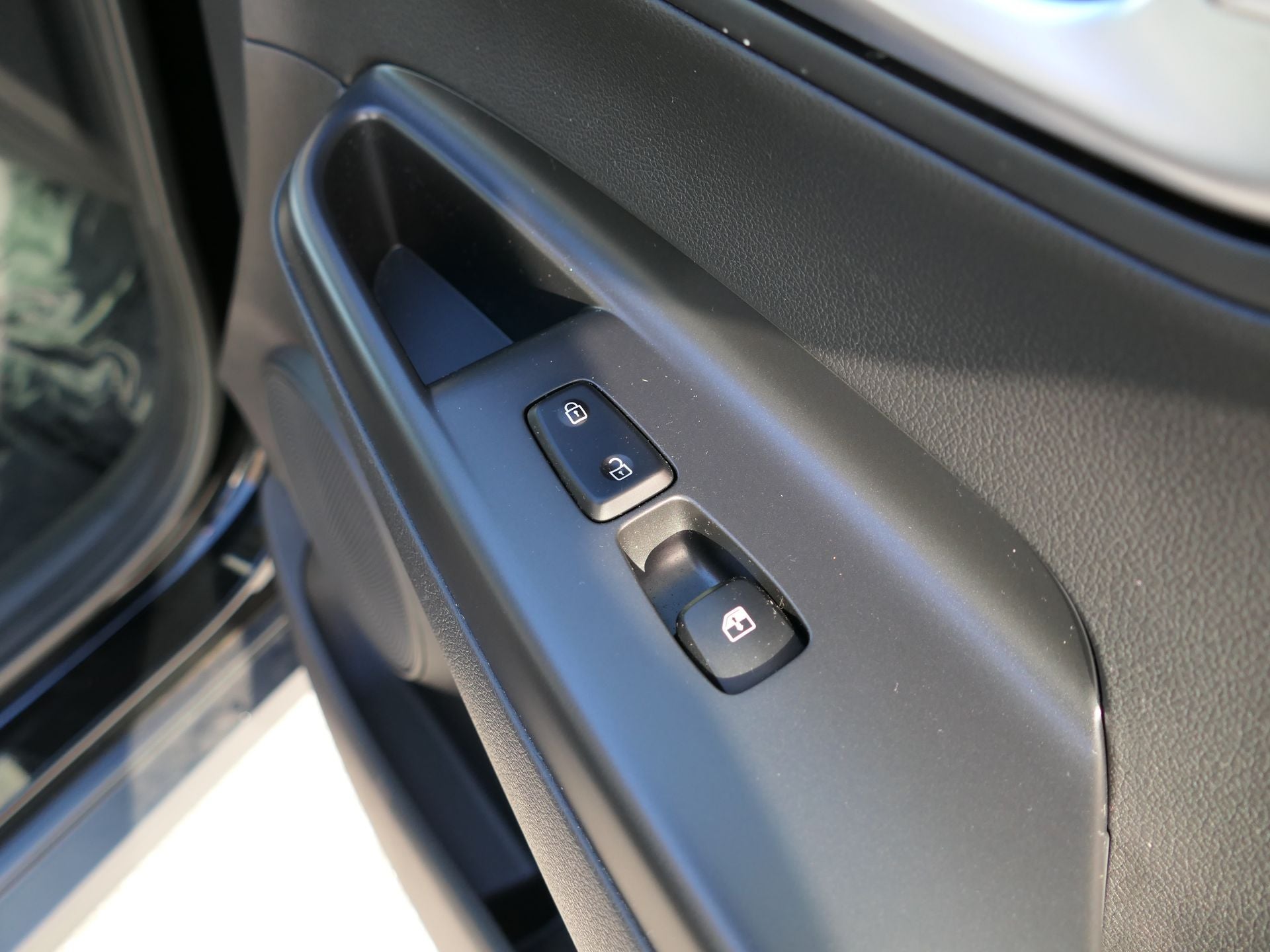 2023 Hyundai KONA ELECTRIC SEL