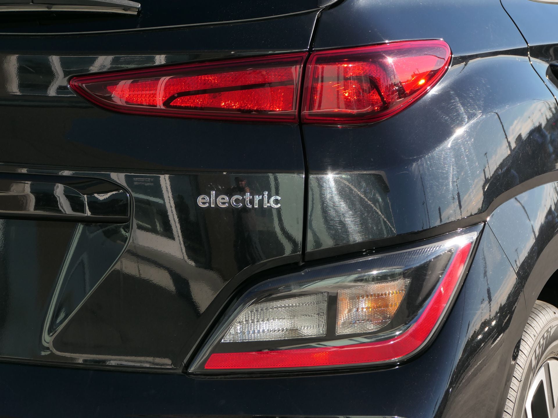 2023 Hyundai KONA ELECTRIC SEL