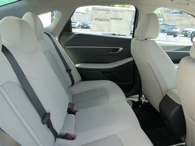 2025 Hyundai SONATA SE