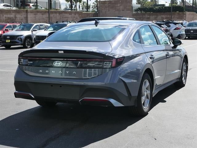 2025 Hyundai SONATA SE