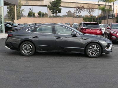 2026 Hyundai SONATA HYBRID SEL