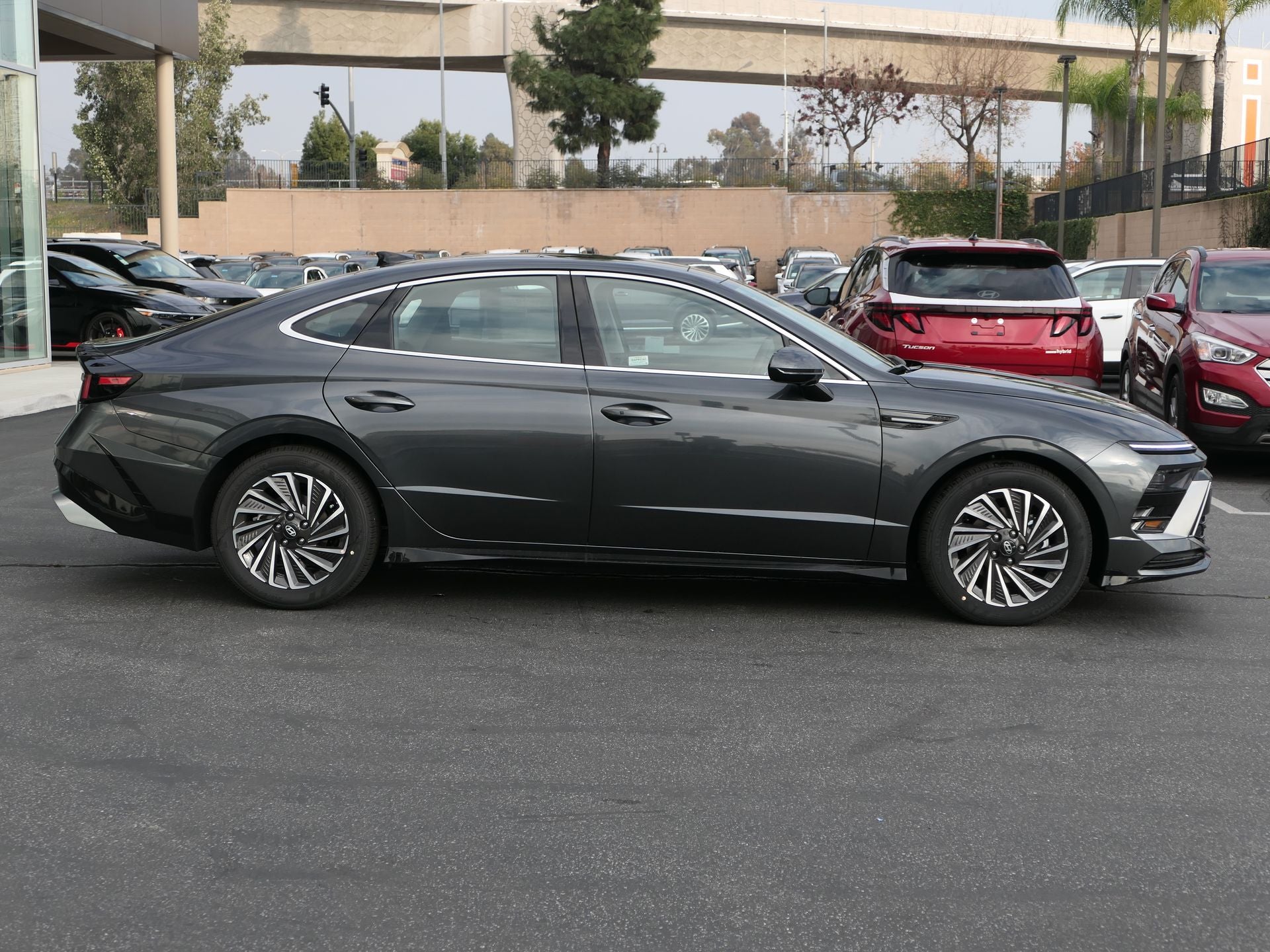 2026 Hyundai SONATA HYBRID SEL