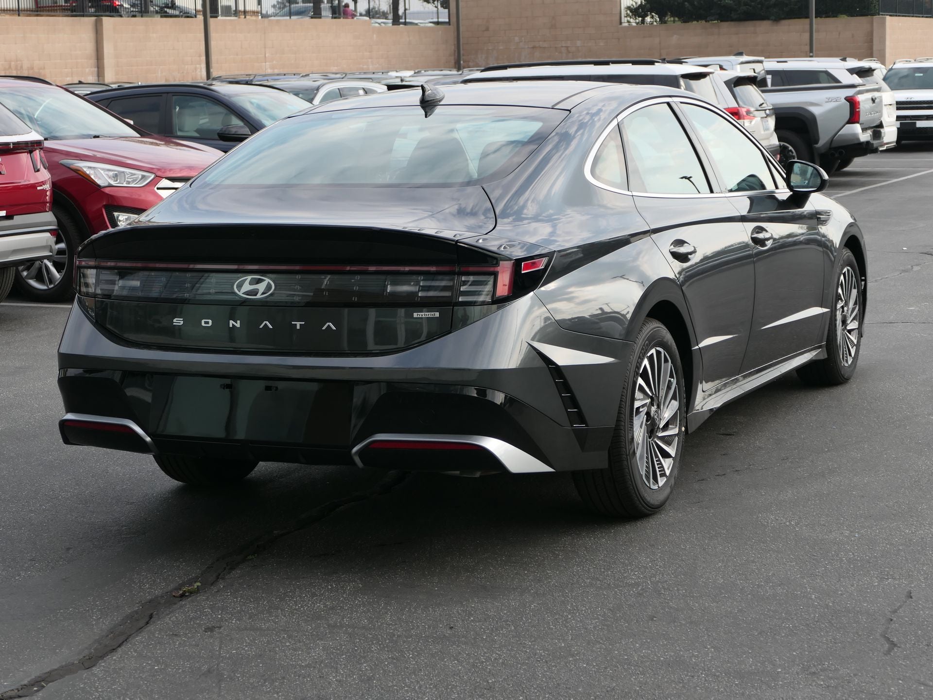 2026 Hyundai SONATA HYBRID SEL