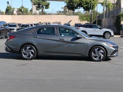 2025 Hyundai ELANTRA HYBRID Limited
