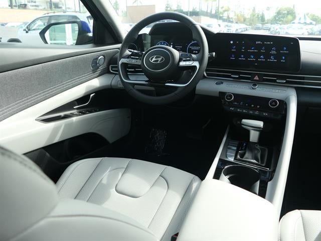 2025 Hyundai ELANTRA HYBRID Limited