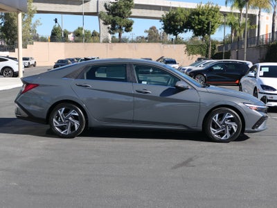 2025 Hyundai ELANTRA HYBRID Limited