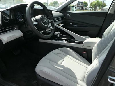 2025 Hyundai ELANTRA HYBRID Limited