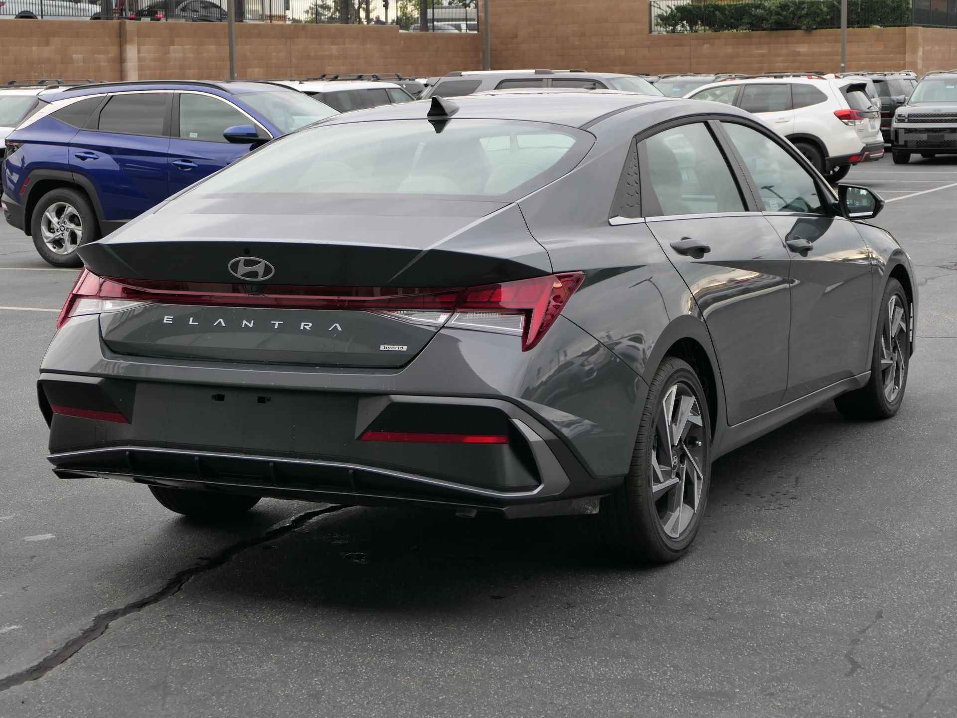2025 Hyundai ELANTRA HYBRID Limited
