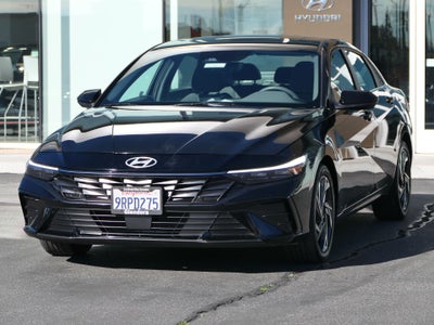 2024 Hyundai ELANTRA SEL