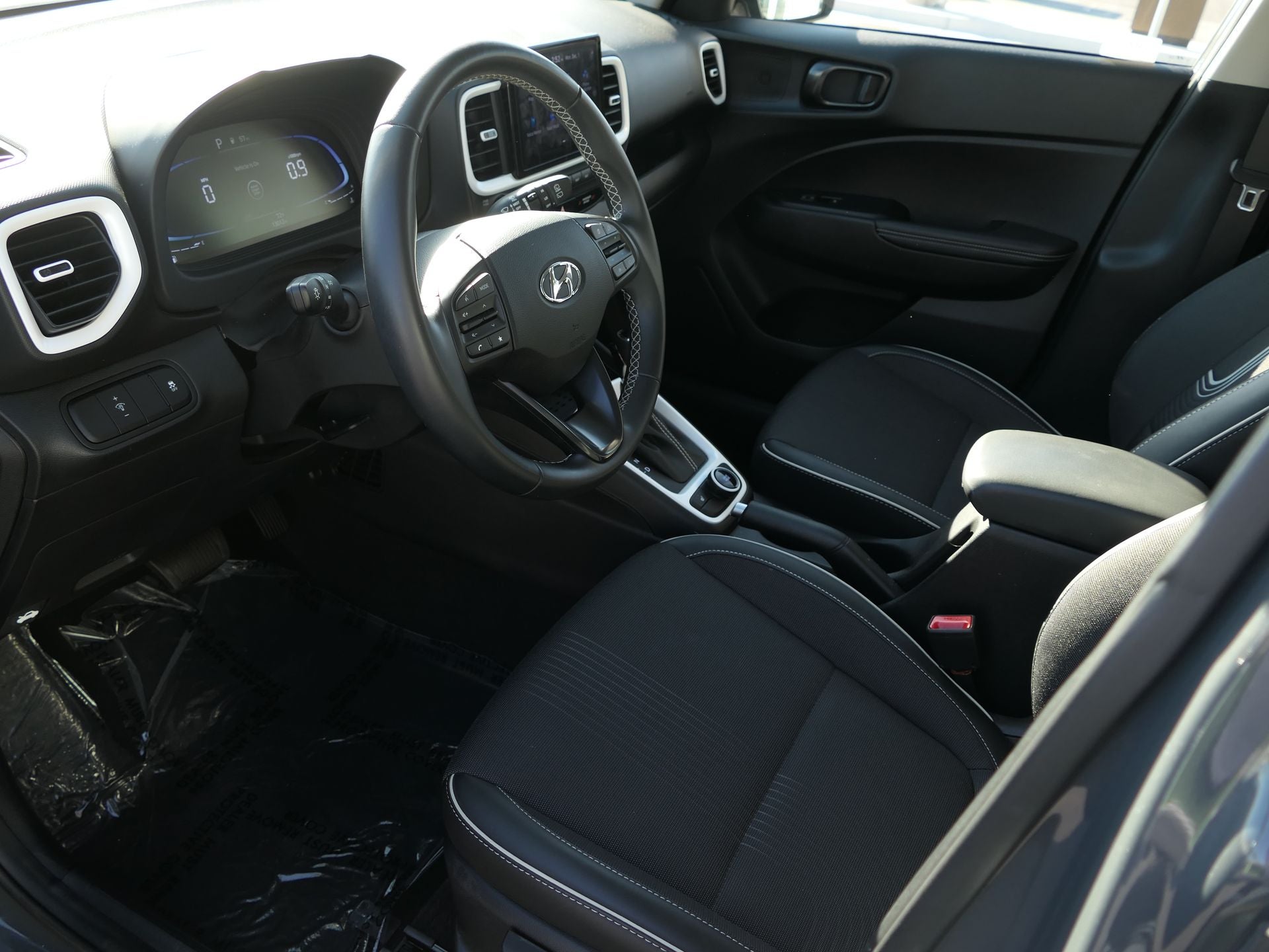 2024 Hyundai VENUE Limited