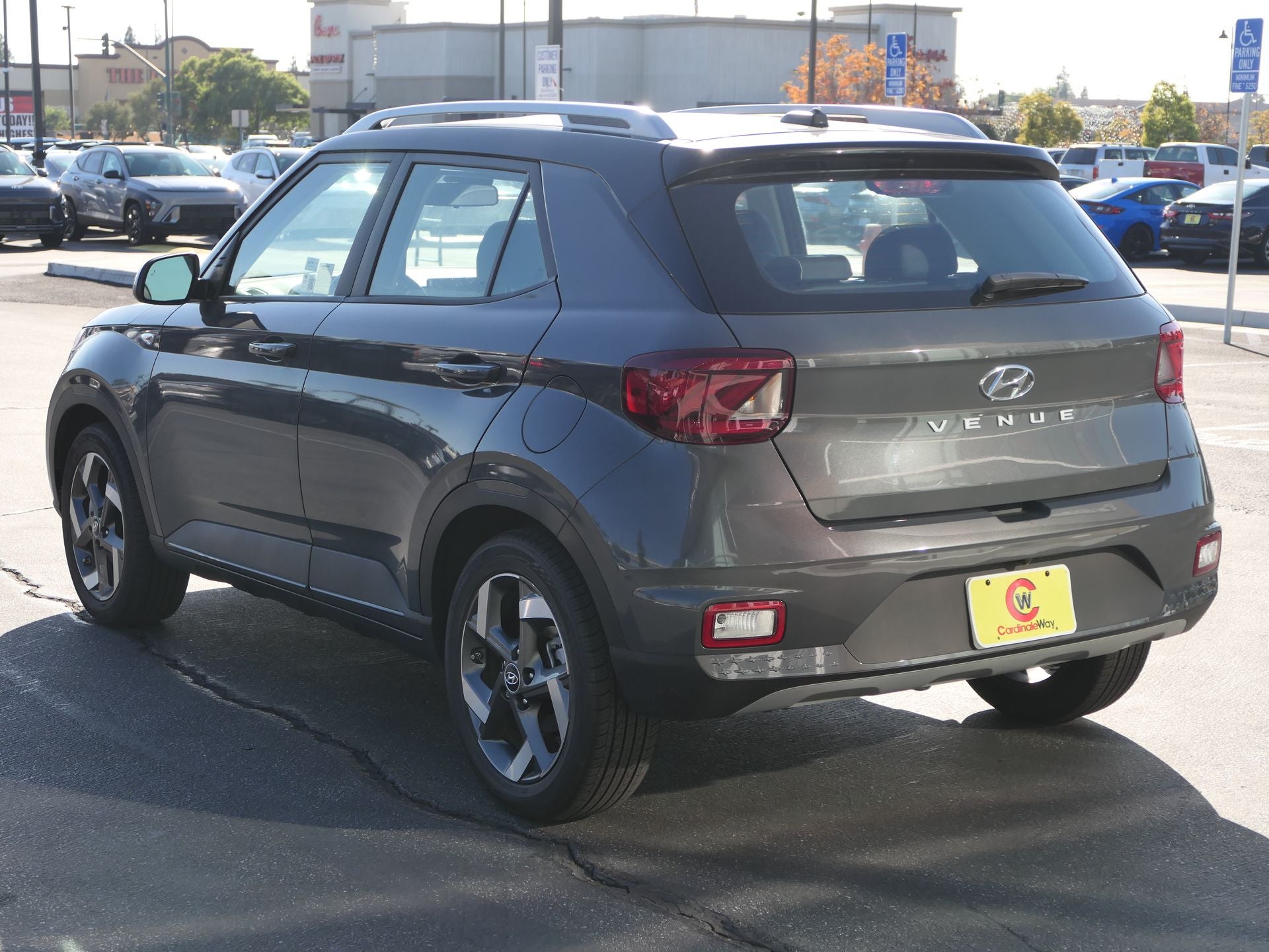 2024 Hyundai VENUE Limited