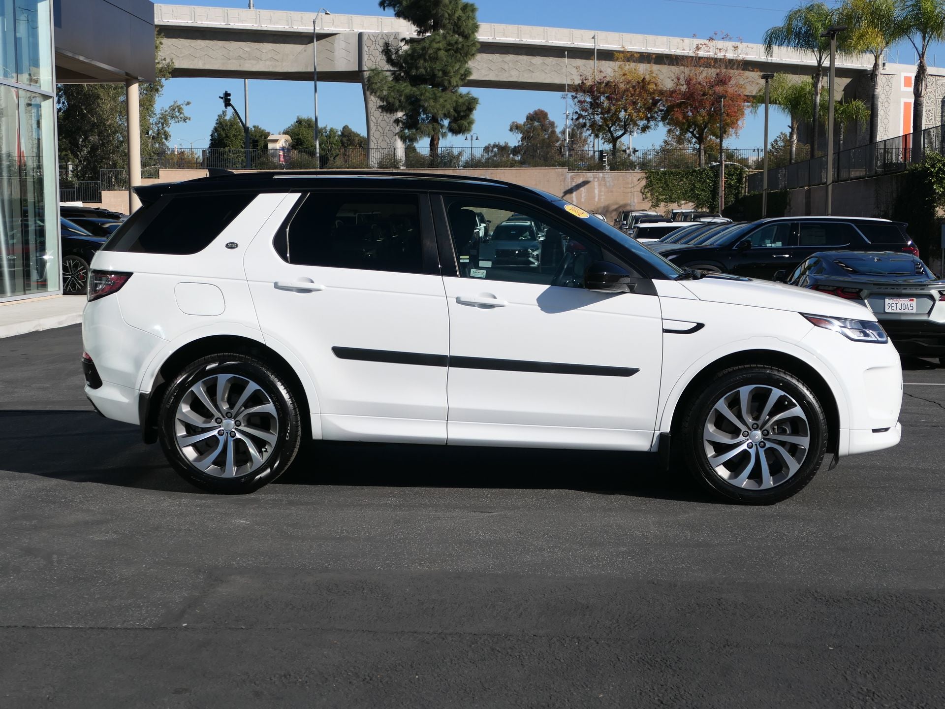 2022 Land Rover Discovery Sport S R-Dynamic